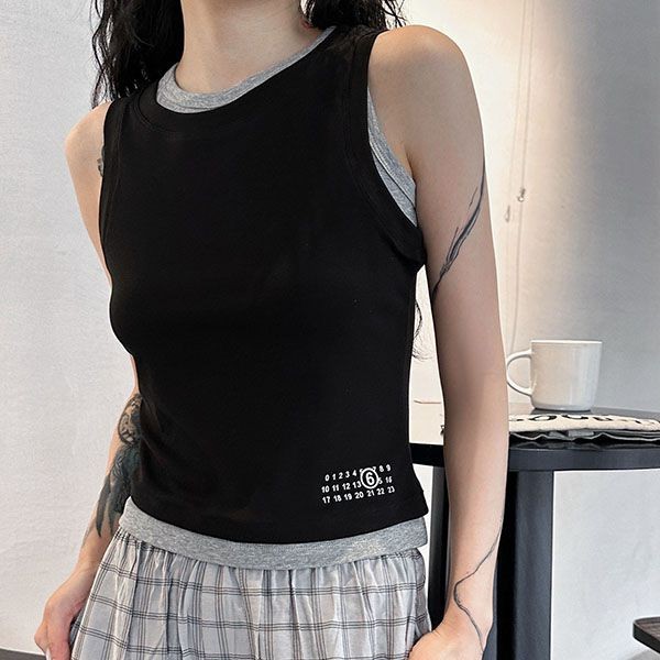 ★追跡付き発送で安心 エムエムシックス ロゴ入りタンクトップ Mak04560